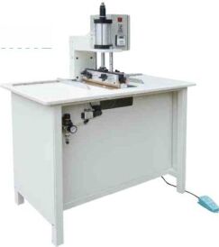 Solución de redondeo de caja semiautomática HX300CBR que ofrece redondeo y rendimiento precisos de los bordes de cartón para líneas de embalaje