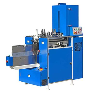 Capa de cubierta semi-automática en la máquina de alimentación de la caja automática de la máquina y pre-revuelo de la espalda